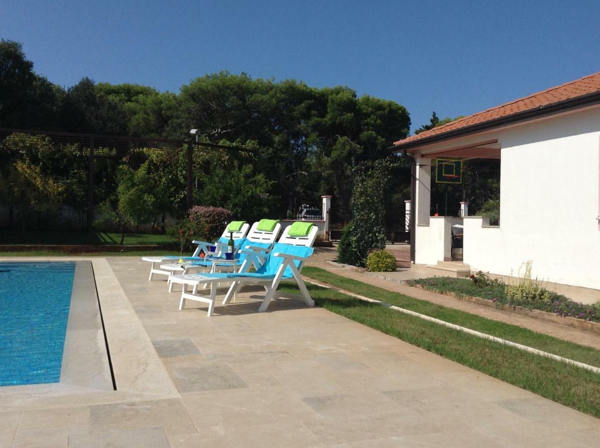 Casa Isabella Apartment Pula Luaran gambar
